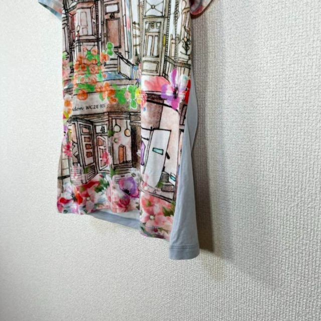 Paul Smith(ポールスミス)のポールスミス/PaulSmith Tシャツ　花柄　フラワー　マルチカラー　ロゴ レディースのトップス(Tシャツ(半袖/袖なし))の商品写真