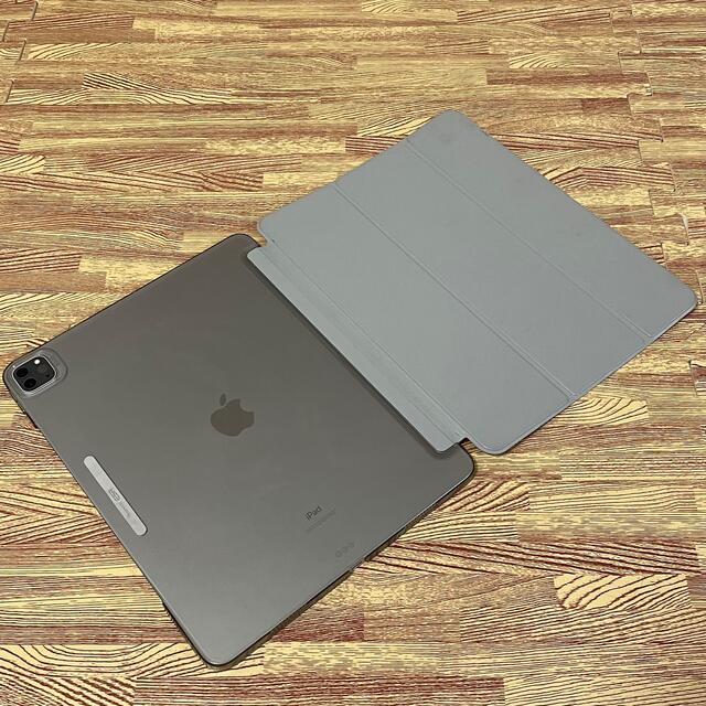 Apple(アップル)のiPad Pro 12.9 5世代 MHNF3J/A 128G スマホ/家電/カメラのPC/タブレット(タブレット)の商品写真