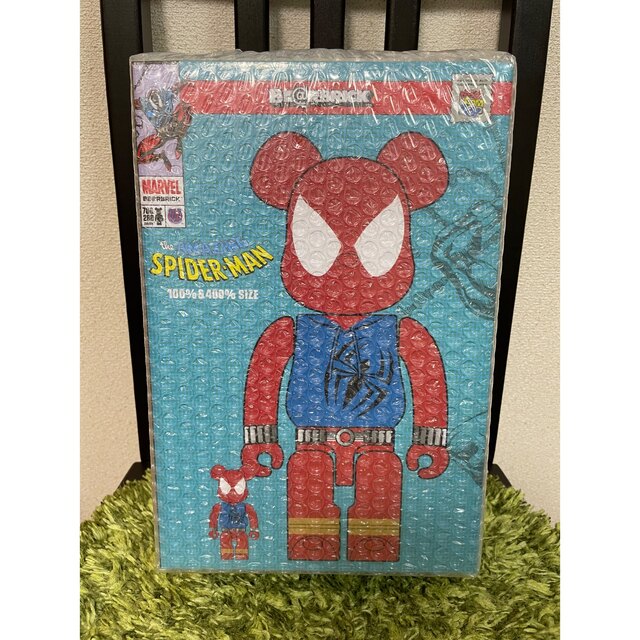 BE@RBRICK SCARLET SPIDER 100% & 400%