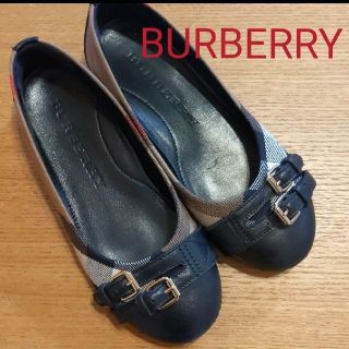 バーバリー(BURBERRY)のバーバリーキッズ　シューズ　ローファー　パンプス(フォーマルシューズ)