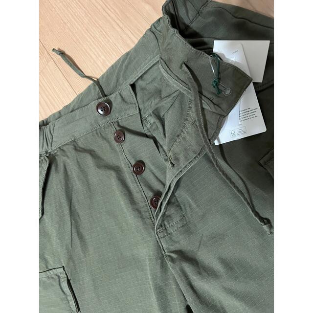 Barbour(バーブァー)の新品 未使用 Barbour バブアー カーゴパンツ オリーブ カーキ S  メンズのパンツ(ワークパンツ/カーゴパンツ)の商品写真