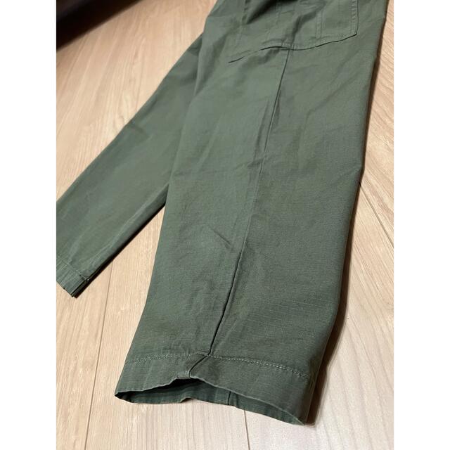 Barbour(バーブァー)の新品 未使用 Barbour バブアー カーゴパンツ オリーブ カーキ S  メンズのパンツ(ワークパンツ/カーゴパンツ)の商品写真