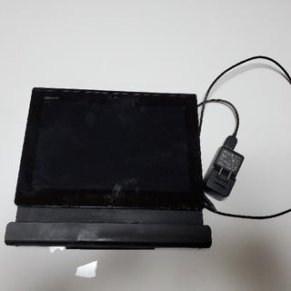 ジャンク　SONY Xperia Tablet S SGPT121 クレードル付