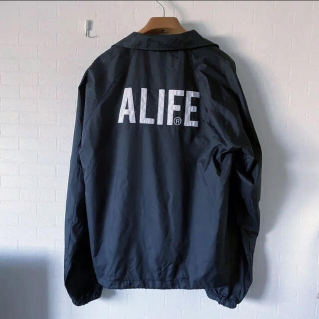 ALIFE(エーライフ)のALIFEナイロンジャンパー&バッグヘッドトレーナー メンズのジャケット/アウター(ナイロンジャケット)の商品写真