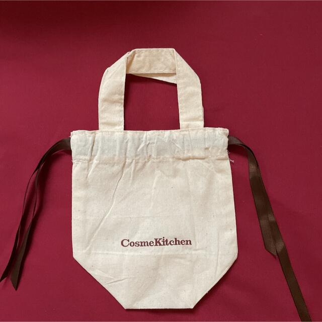 Cosme Kitchen(コスメキッチン)の【新品・未使用】コスメキッチン 巾着型ポーチ ② エンタメ/ホビーのコレクション(ノベルティグッズ)の商品写真