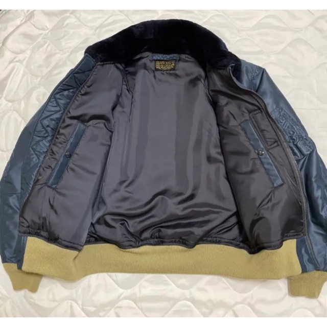 THE REAL McCOY’S(ザリアルマッコイズ)のリアルマッコイズ   B-15C  グリーンリブ　40 メンズのジャケット/アウター(フライトジャケット)の商品写真
