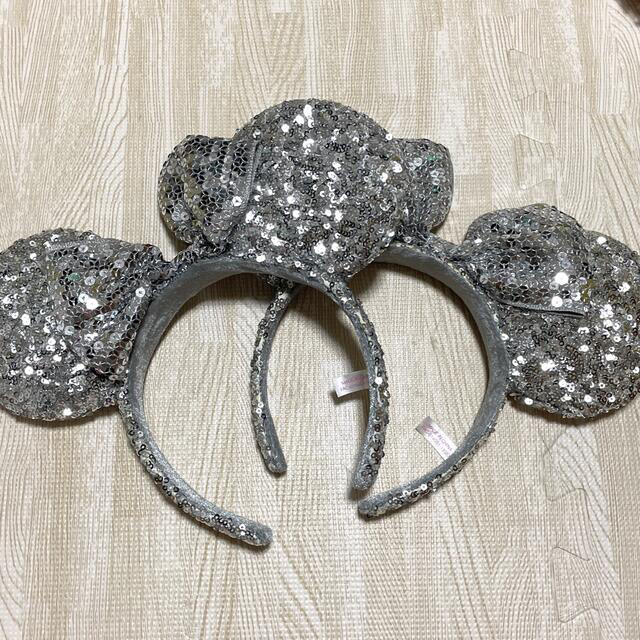 Disney(ディズニー)の🉐値下げしました！ディズニー　カチューシャ レディースのヘアアクセサリー(カチューシャ)の商品写真