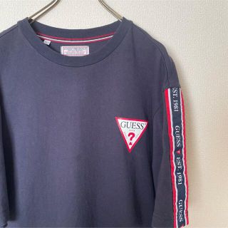 ゲス(GUESS)の90s GUESS【ゲス】ワンポイントブランドロゴ、サイドテープ入りTシャツ！(Tシャツ/カットソー(半袖/袖なし))