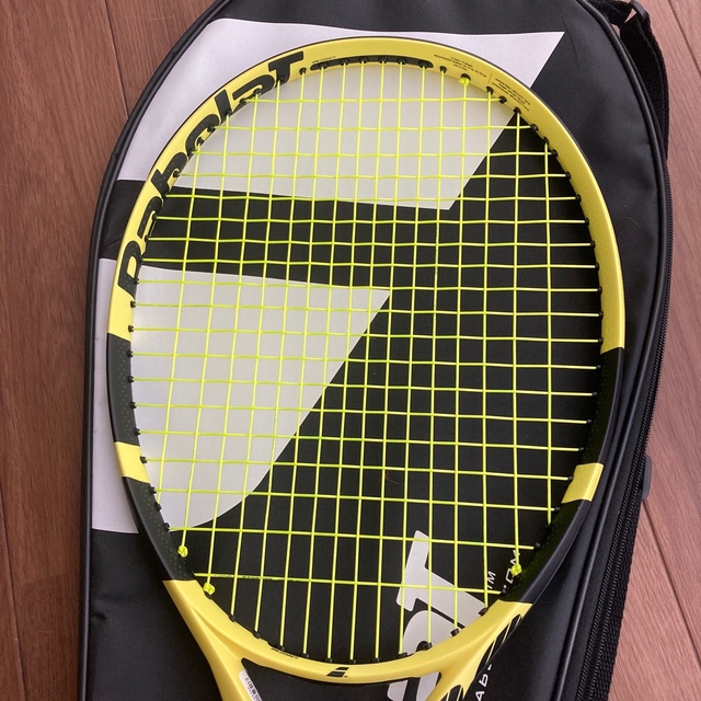 Babolat(バボラ)のバボラ  ピュアアエロ　G2 国内正規品 スポーツ/アウトドアのテニス(ラケット)の商品写真