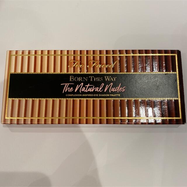 Too Faced(トゥフェイス)のトゥーフェイスド　ボーンディスウェイ　ザナチュラルヌード　アイシャドウ　パレット コスメ/美容のベースメイク/化粧品(アイシャドウ)の商品写真