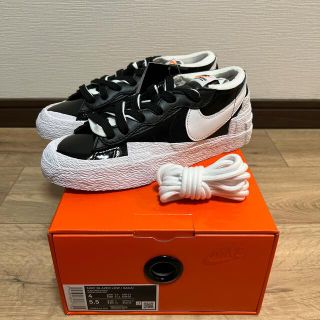 サカイ(sacai)のGUMS様NIKE BLAZER LOW sacai Black Patent(スニーカー)