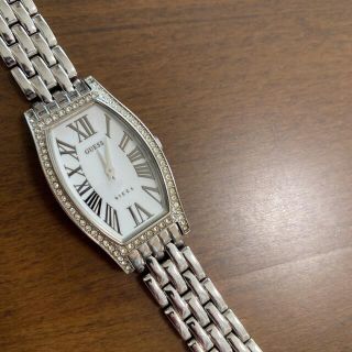 ゲス(GUESS)の腕時計 レディース　GUESS ゲス　シルバー　スクエア(腕時計)