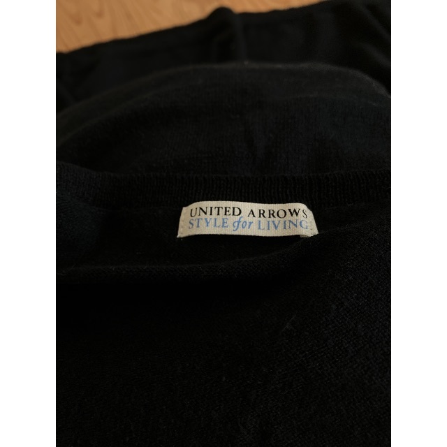 UNITED ARROWS(ユナイテッドアローズ)の美品 ユナイテッドアローズ 薄手ニットノースリーブワンピース レディースのワンピース(ひざ丈ワンピース)の商品写真