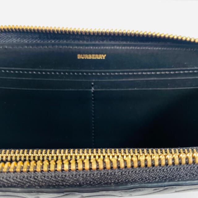 極美品】Burberry London バーバリー 長財布 ラウンドファスナー 極美品】Burberry London バーバリー 長財布 ラウンドファスナー