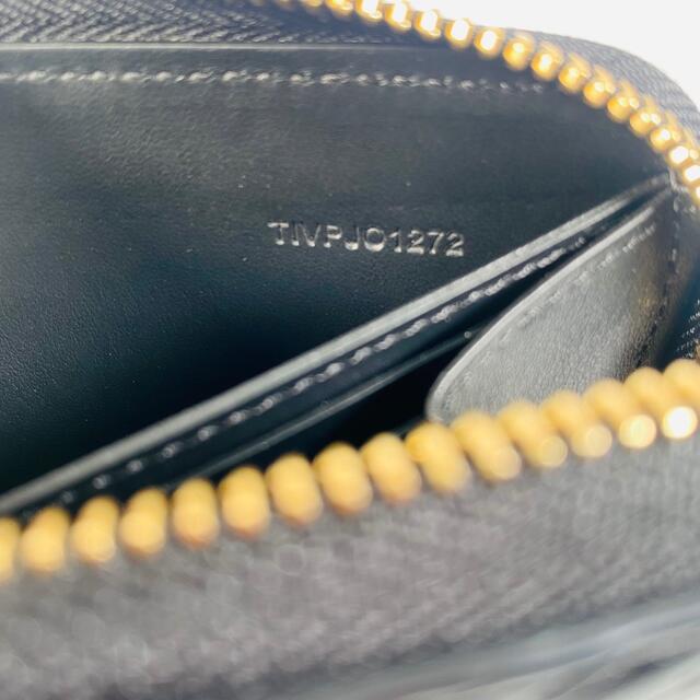 極美品】Burberry London バーバリー 長財布 ラウンドファスナー 極美品】Burberry London バーバリー 長財布 ラウンドファスナー