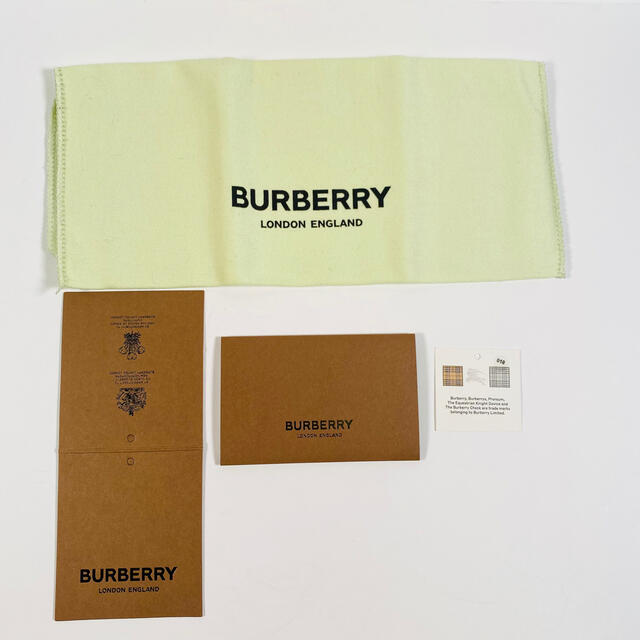 BURBERRY(バーバリー)の【極美品】Burberry London バーバリー　長財布　ラウンドファスナー メンズのファッション小物(長財布)の商品写真