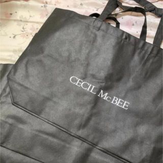 セシルマクビー(CECIL McBEE)のCECIL McBEE☆新品☆布製☆大ショッパー☆(ショップ袋)