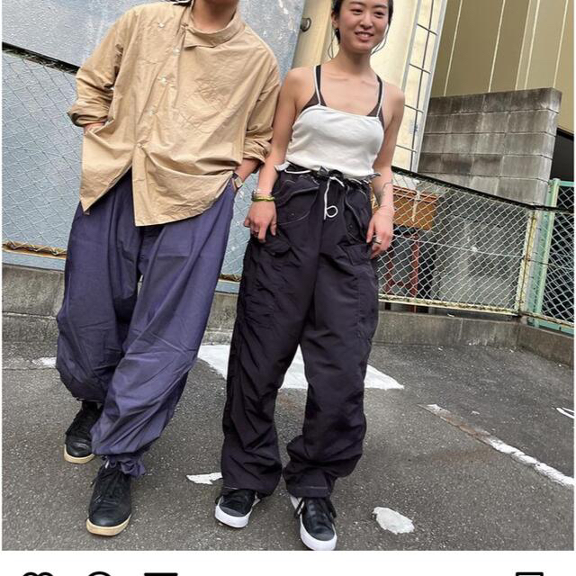 sosite パープル　パンツ メンズのパンツ(ワークパンツ/カーゴパンツ)の商品写真