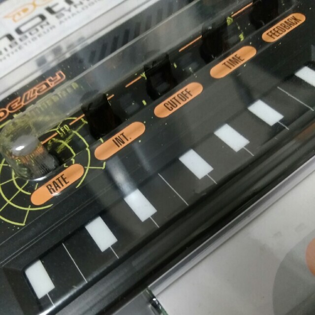 KORG(コルグ)のMONOTRON DELAY ANALOG RIBBON SYN / KORG  楽器の鍵盤楽器(キーボード/シンセサイザー)の商品写真