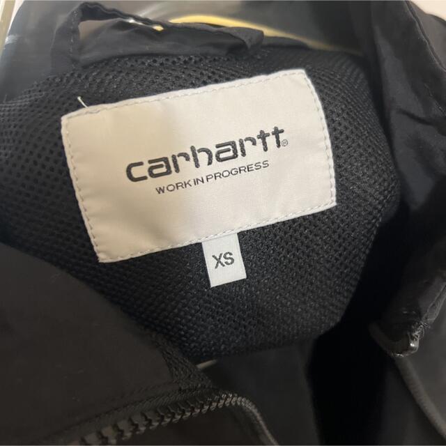 Charhartt WIP(カーハートダブリューアイピー)のCarhartt WIPナイロンジャケット カーハート　黒 メンズのジャケット/アウター(ナイロンジャケット)の商品写真