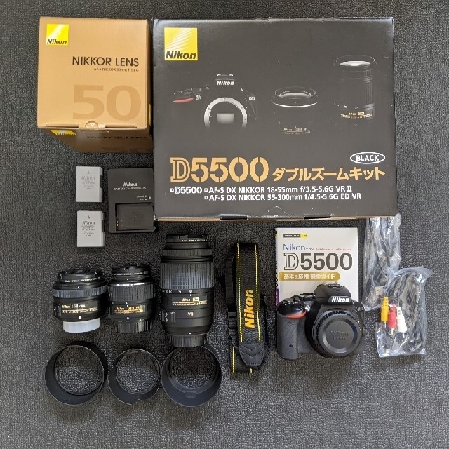 Nikon デジタル一眼レフカメラ D5500 ダブルズームキット(単焦点付き