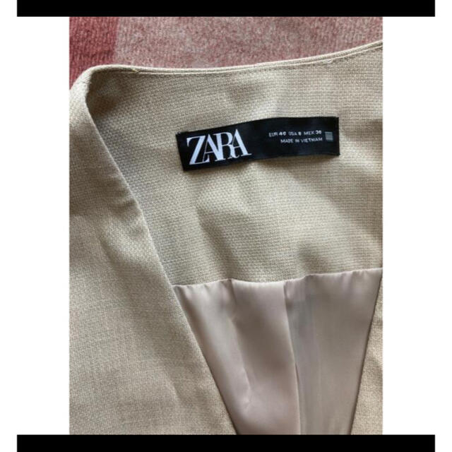 ZARA(ザラ)のZARA ノーカラージャケット レディースのジャケット/アウター(ノーカラージャケット)の商品写真