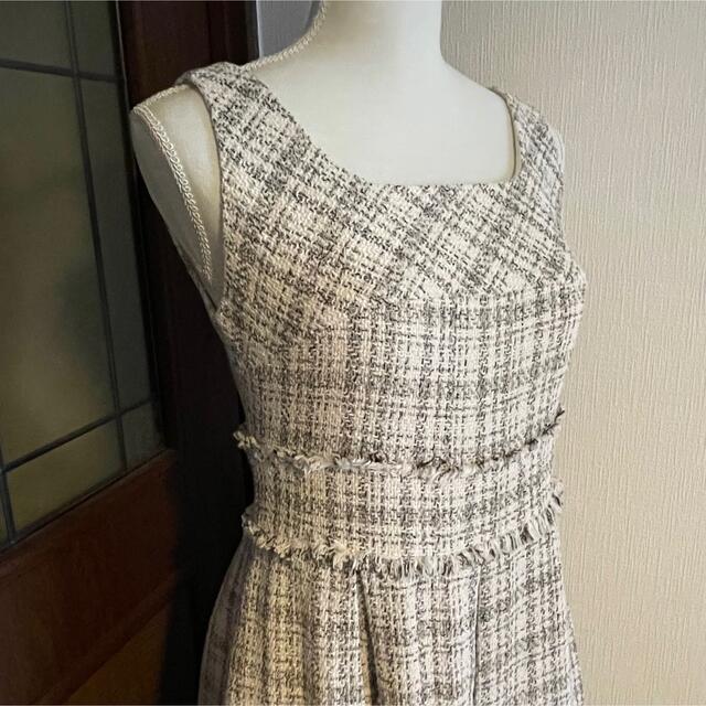Her lip to ❤︎ Summer Tweed Midi Dress | www.jarussi.com.br