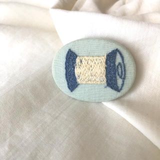 ミナペルホネン(mina perhonen)のミナペルホネン　刺繍ブローチ（お値下げ）(ブローチ/コサージュ)