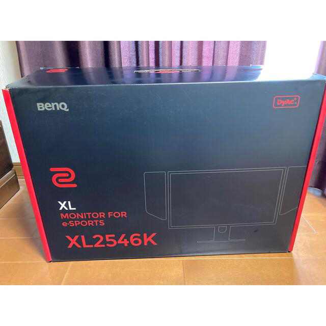 ASUS ZenBook UX305FA WQHDタッチパネル メモリー8GB