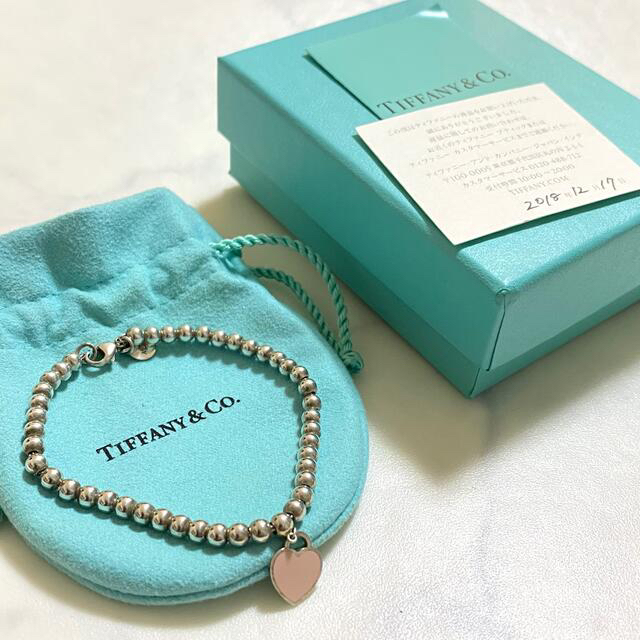 Tiffany & Co.(ティファニー)のティファニー　ブレスレット　ハートチャーム　ピンク レディースのアクセサリー(ブレスレット/バングル)の商品写真