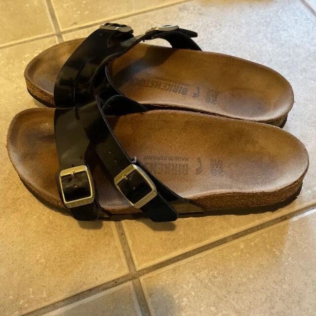 BIRKENSTOCK(ビルケンシュトック)の送料込❗️ BIRKENSTOCK ビルケンシュトック サンダル　38サイズ レディースの靴/シューズ(サンダル)の商品写真