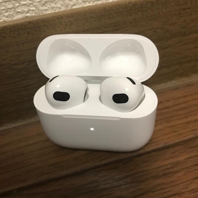 アップル AirPods 第3世代 MME73J/Aプラグ無プラグ形状