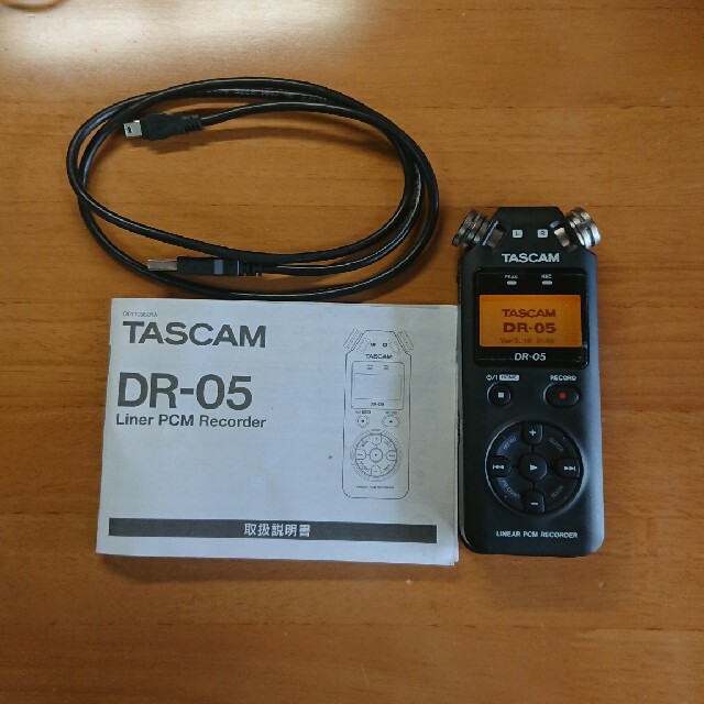 TESCOM(テスコム)のリニアPCMレコーダーTASCAM DR-05 楽器のレコーディング/PA機器(その他)の商品写真