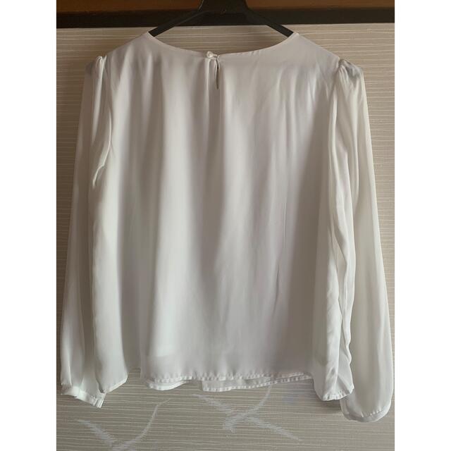 白色　ブラウス　Mサイズ レディースのフォーマル/ドレス(その他)の商品写真