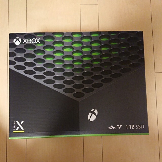 Xbox series X  (RRT-00015)  未使用未開封