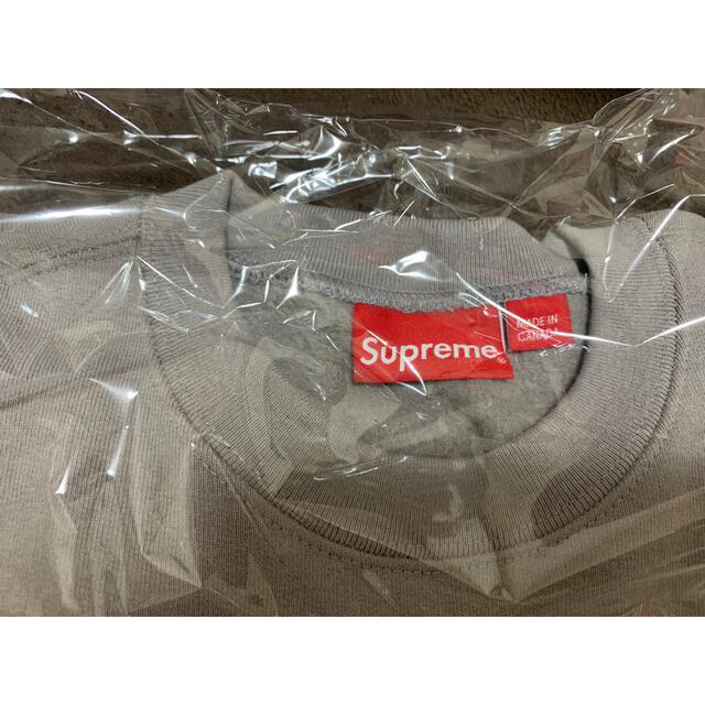 Supreme(シュプリーム)の【M】Supreme Small Box Crewneck グレー メンズのトップス(スウェット)の商品写真