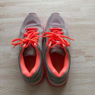 asics ランニングシューズレディース25.0cm (シューズ)