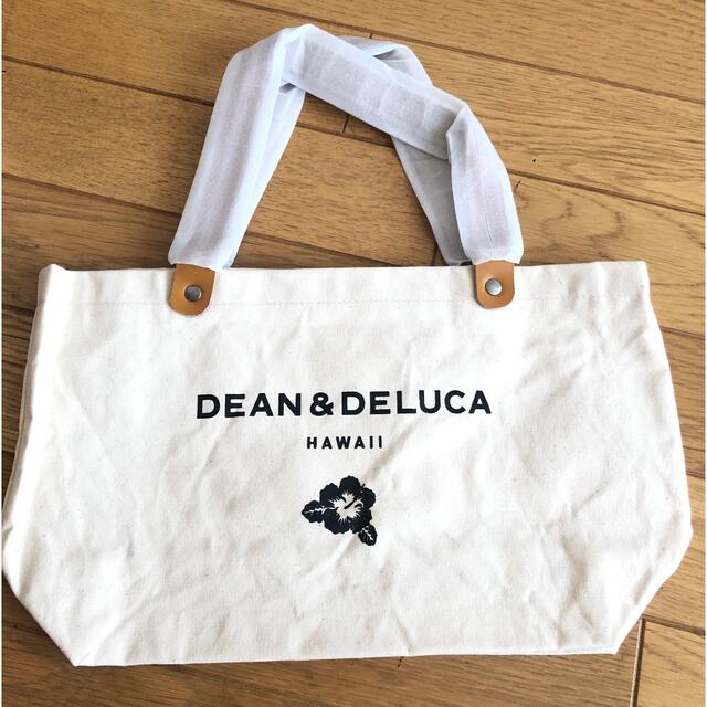 DEAN & DELUCA(ディーンアンドデルーカ)のDEAN＆DELUCA ディーン＆デルーカ　ハワイトートバッグ ベージュ レディースのバッグ(トートバッグ)の商品写真