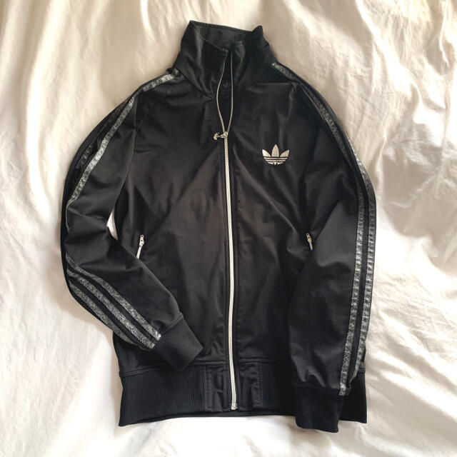 新品爆買い adidas アディダス パイソンモチーフ ラインジャージ