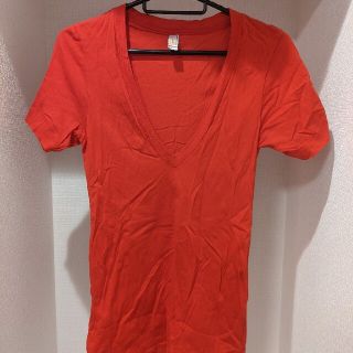 アメリカンアパレル(American Apparel)の【最終価格】American apparel ディープ Vネック Tシャツ　赤(Tシャツ/カットソー(半袖/袖なし))