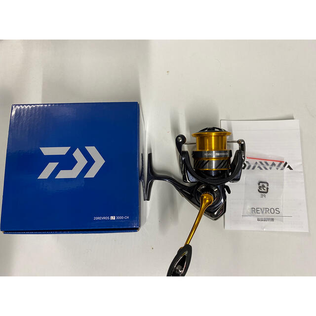 DAIWA(ダイワ)のダイワ　20 レブロス LT3000-CH スポーツ/アウトドアのフィッシング(リール)の商品写真