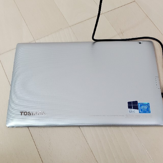 東芝(トウシバ)のTOSHIBA dynabook tab s80 中古です スマホ/家電/カメラのPC/タブレット(タブレット)の商品写真