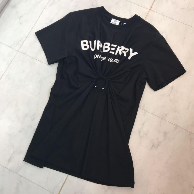 きのままで BURBERRY - ☆未使用品☆バーバリー Tシャツ ロゴ 黒