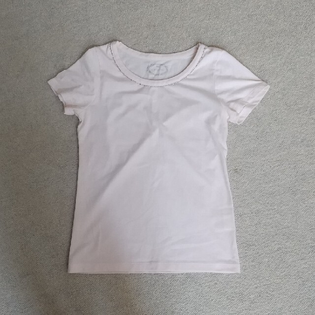 ITS'DEMO(イッツデモ)のITS'DEMO Tシャツ2枚セット 黒Tシャツ ピンクTシャツ レディースのトップス(Tシャツ(半袖/袖なし))の商品写真
