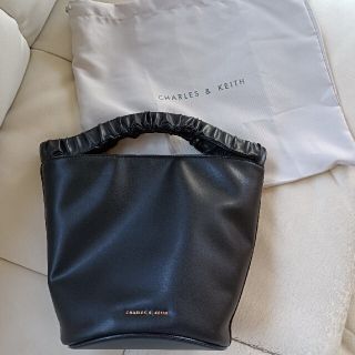 チャールズアンドキース(Charles and Keith)のチャールズアンドキース(ショルダーバッグ)