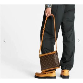 ルイヴィトン(LOUIS VUITTON)のLOUIS VUITTON メンズ ソミュール メッセンジャー(ショルダーバッグ)