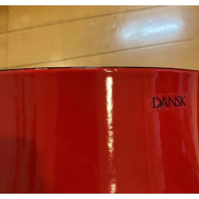 DANSK(ダンスク)のダンスク　23cm 両手鍋　ホーロー鍋 チリレッド インテリア/住まい/日用品のキッチン/食器(鍋/フライパン)の商品写真