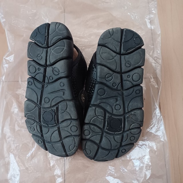 NIKE(ナイキ)のナイキ　サンダル　17センチ キッズ/ベビー/マタニティのキッズ靴/シューズ(15cm~)(サンダル)の商品写真