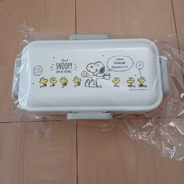 メグ様専用　スヌーピー　ランチボックス&ランチトート インテリア/住まい/日用品のキッチン/食器(弁当用品)の商品写真