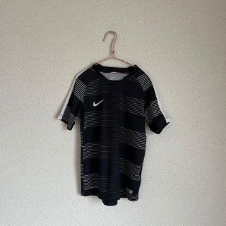 ナイキ(NIKE)のサッカーウェア　ナイキ　トップス　140cm　キッズ(Tシャツ/カットソー)